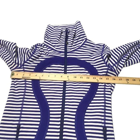 Lululemon In Stride Jacket Pigment Blue White Narrow Bold Stripe Women Size 4 - Picture 11 of 16